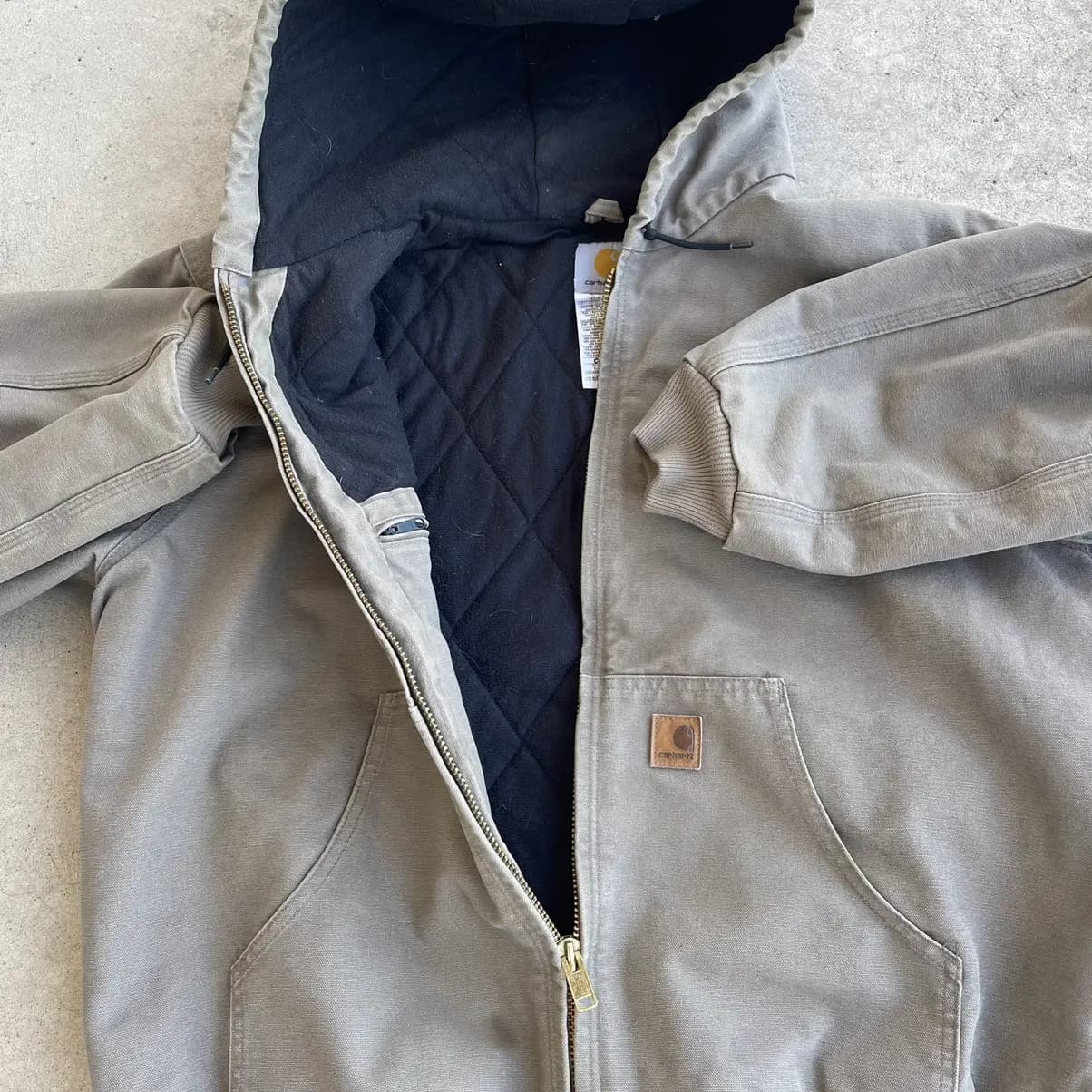 Vintage Carhartt Faded Beige Hooded Jacket